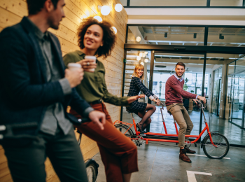 Entrepreneurs faisant du sport en entreprise